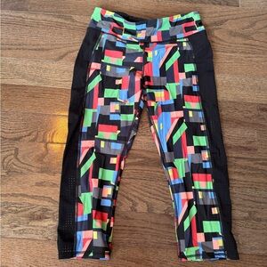 Sweaty Betty Colorful Block Geometric Pattern Leggings Size Large, Cropped